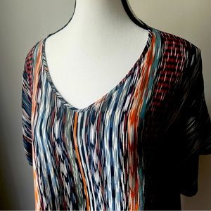 Nic and Zoe | Top | XL | Black multicolor stripes, v neck